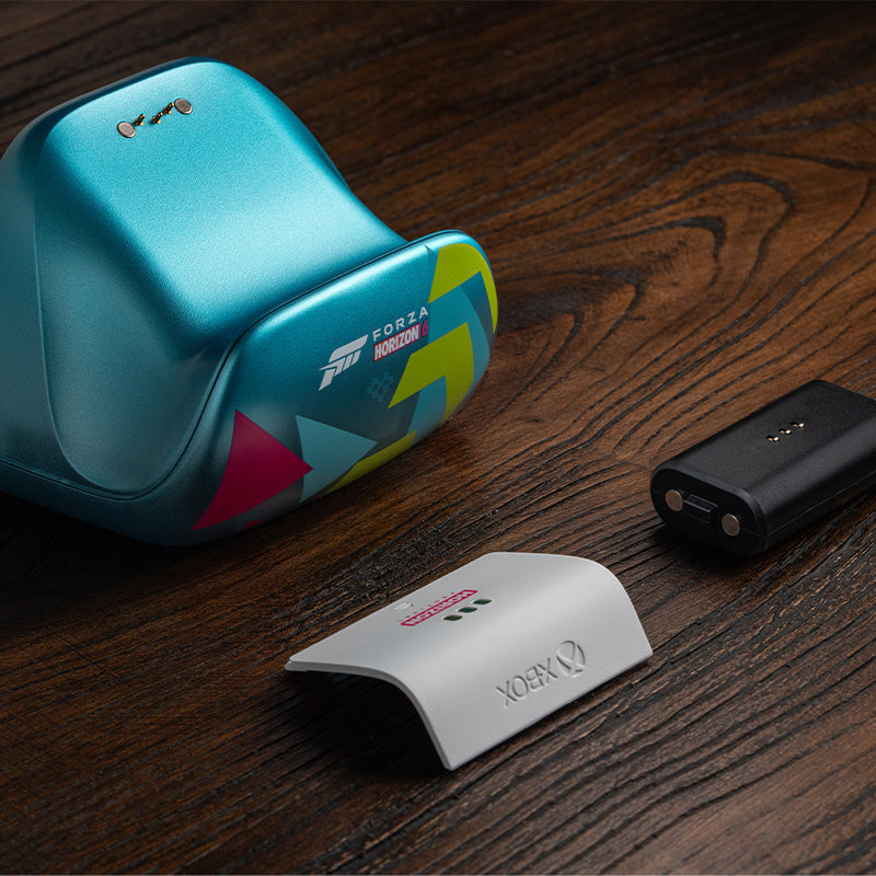 8BitDo Charging Dock for Xbox Wireless Controllers – Forza Horizon 6 image 3
