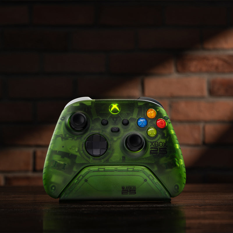 8BitDo Ultimate Charging Dock for XBOX Controllers - X25 Special Edition Fanfest (Ships on Oct 20. 2026) image 9